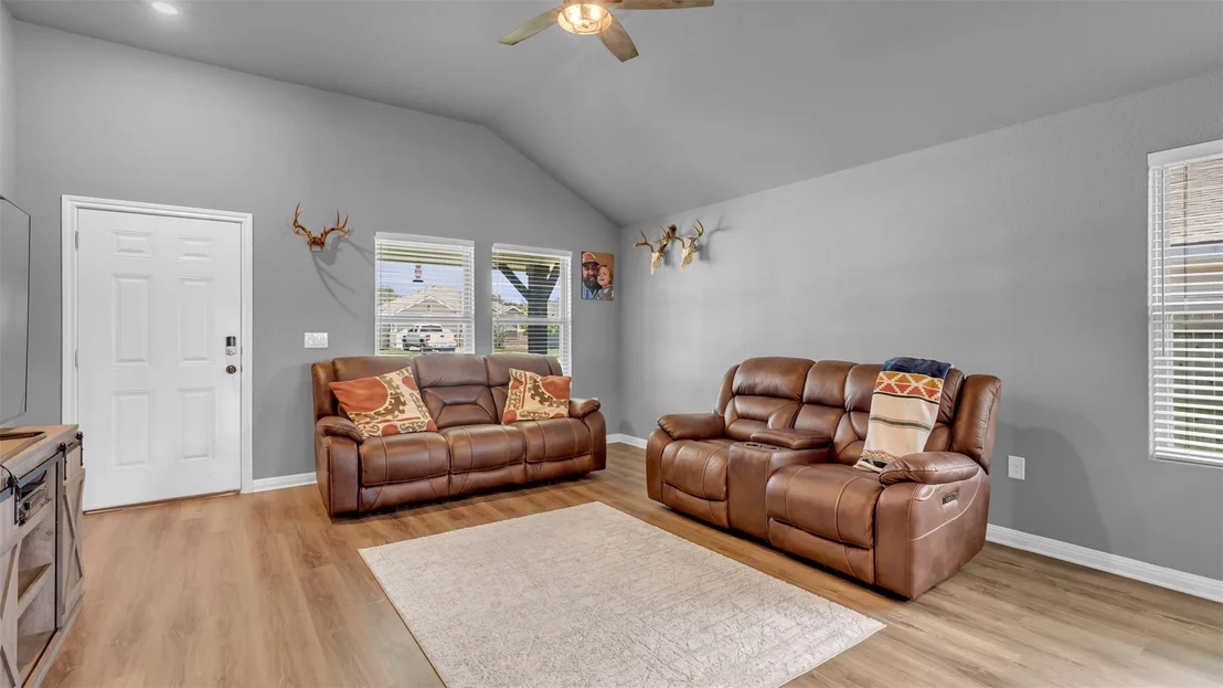 Photo of 440 Dove TRL