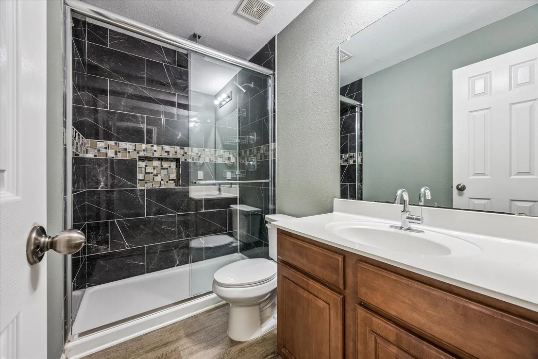 Photo of 643 Shadow Creek BLVD