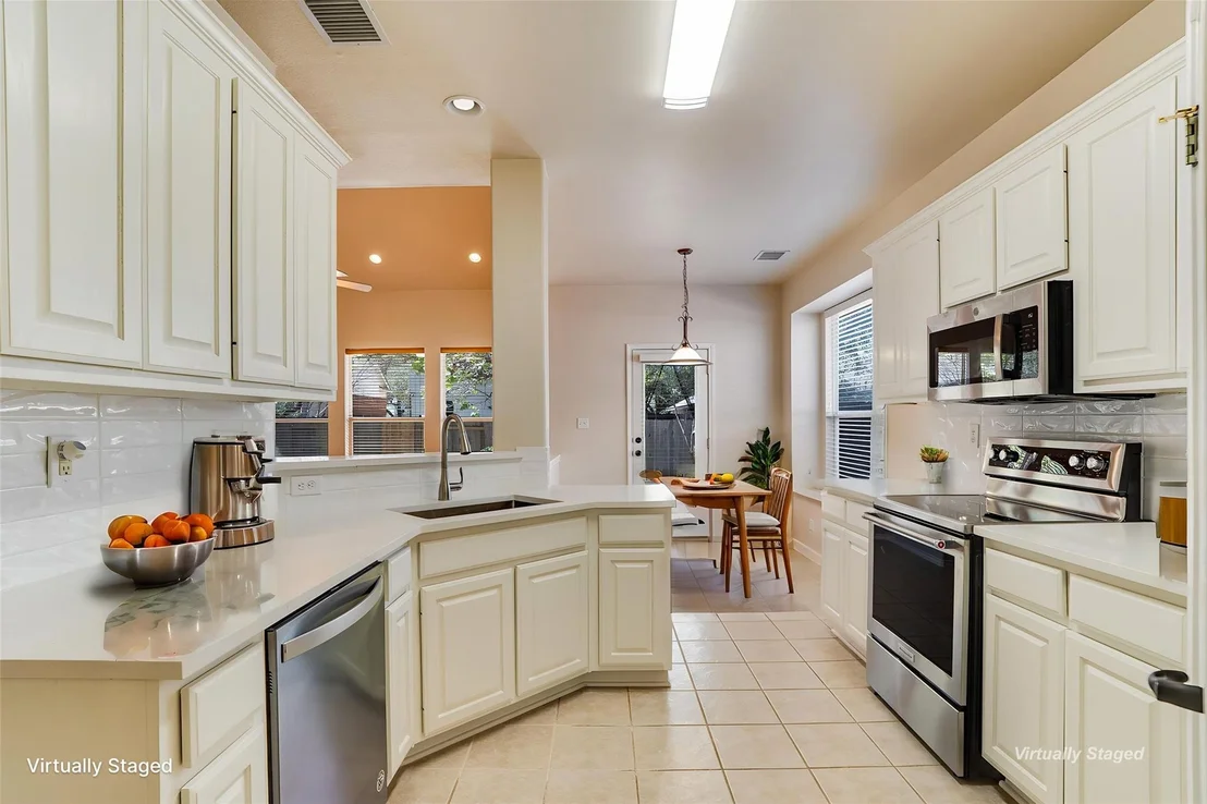 Photo of 2207 Clover Ridge DR