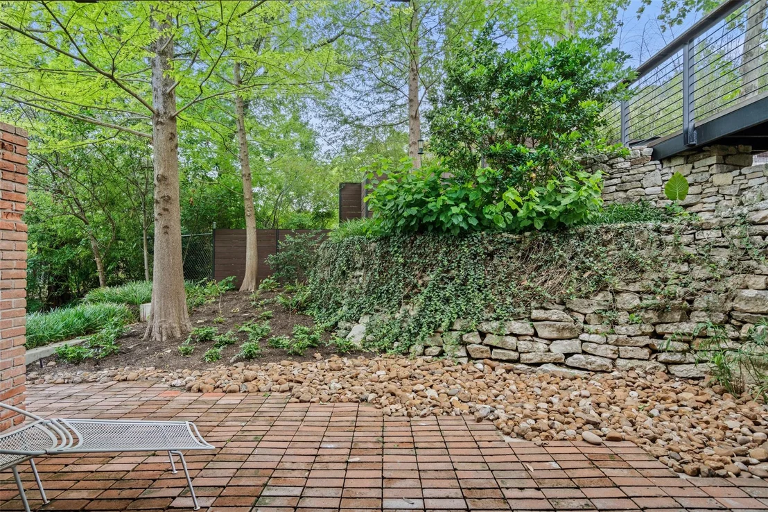 Photo of 4506 Crestway DR