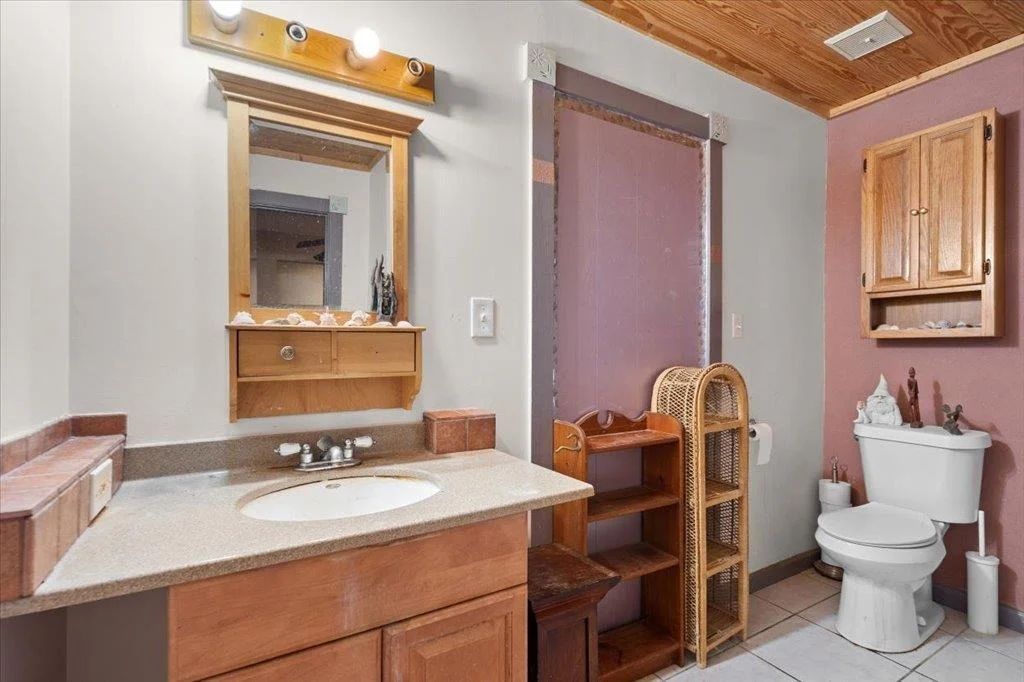 Photo of 3615 Peninsular DR