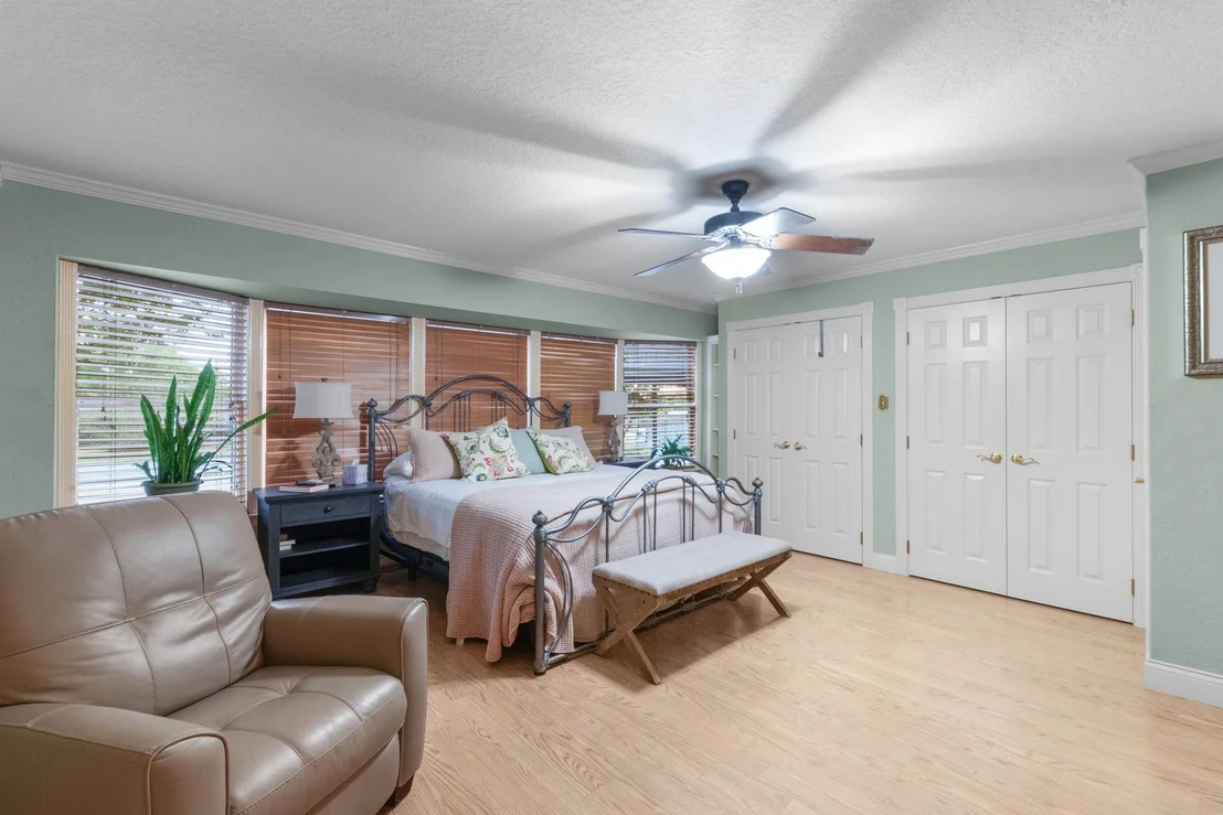 Photo of 306 Cardinal LN