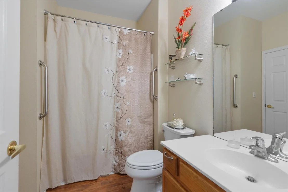 Photo of 102 Lovett CV
