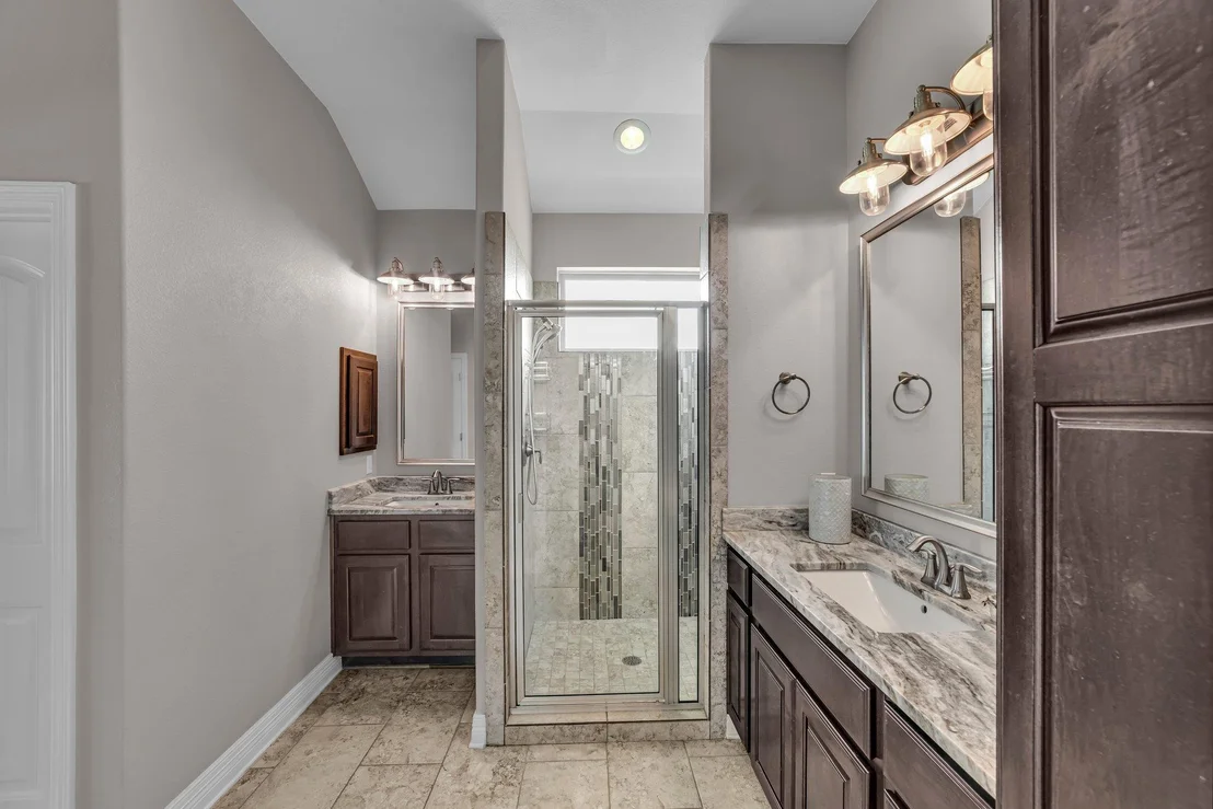 Photo of 201 Wind Stone E