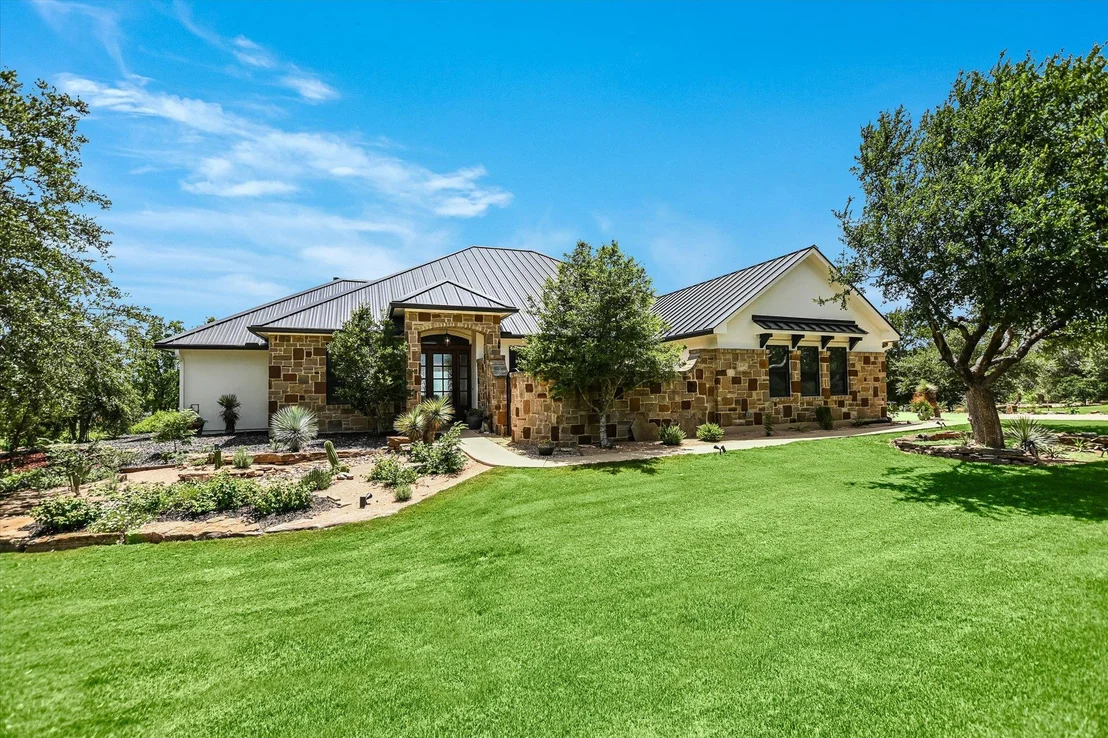 Photo of 121 Mountain Laurel DR