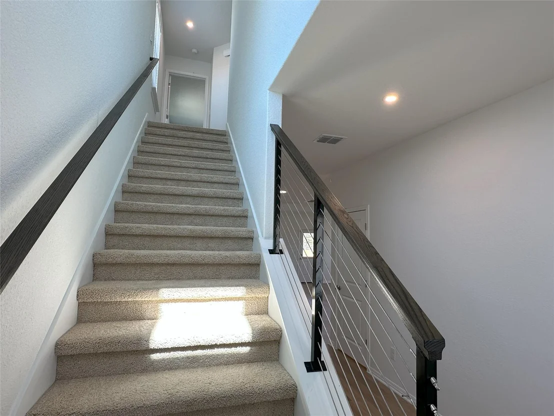 Photo of 372 Young ST