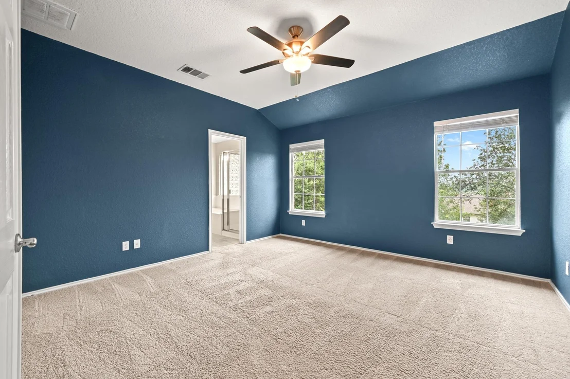 Photo of 10701 Beard Ave