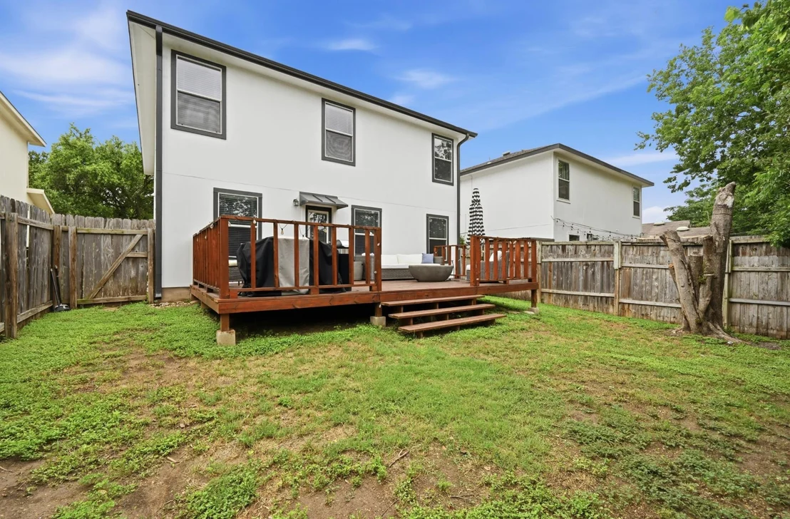 Photo of 1414 Strickland DR