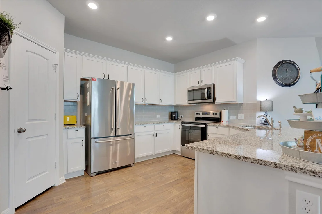 Photo of 235 Bunting LN