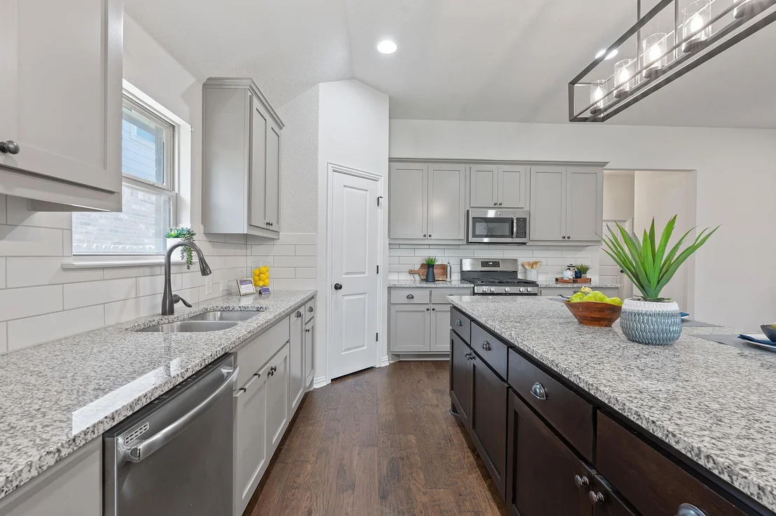 Photo of 4131 Van Ness Ave
