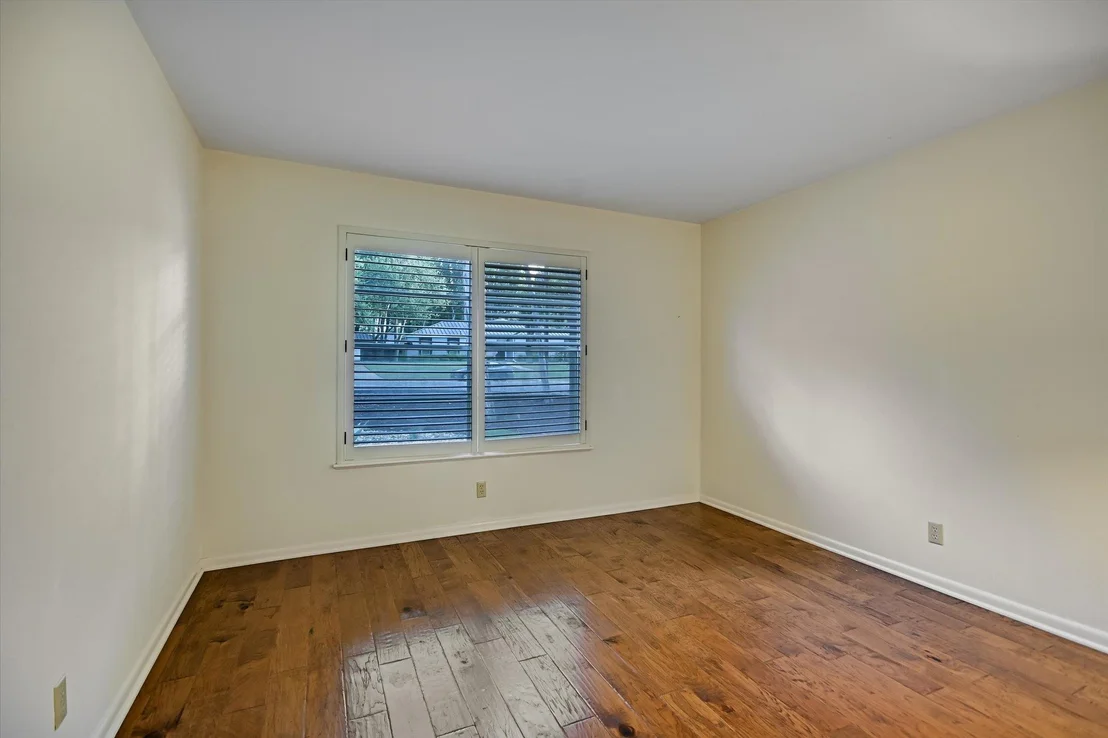 Photo of 4016 Far West BLVD