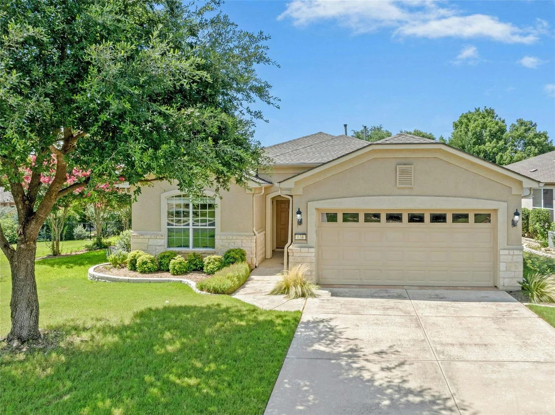 Photo of 634 Apache Mountain LN