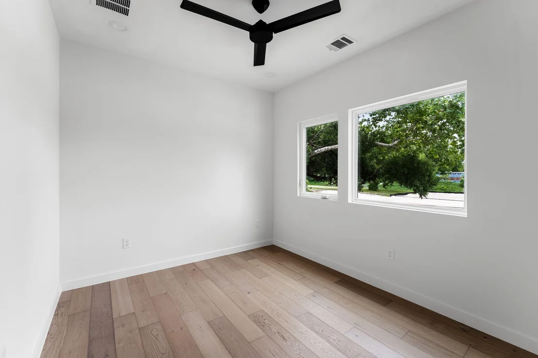 Photo of Unit 1 at 3204 Lyons RD