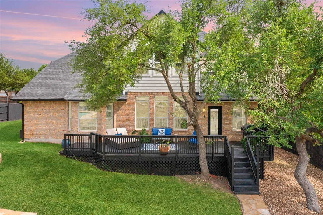 Photo of 320 Monarch LN