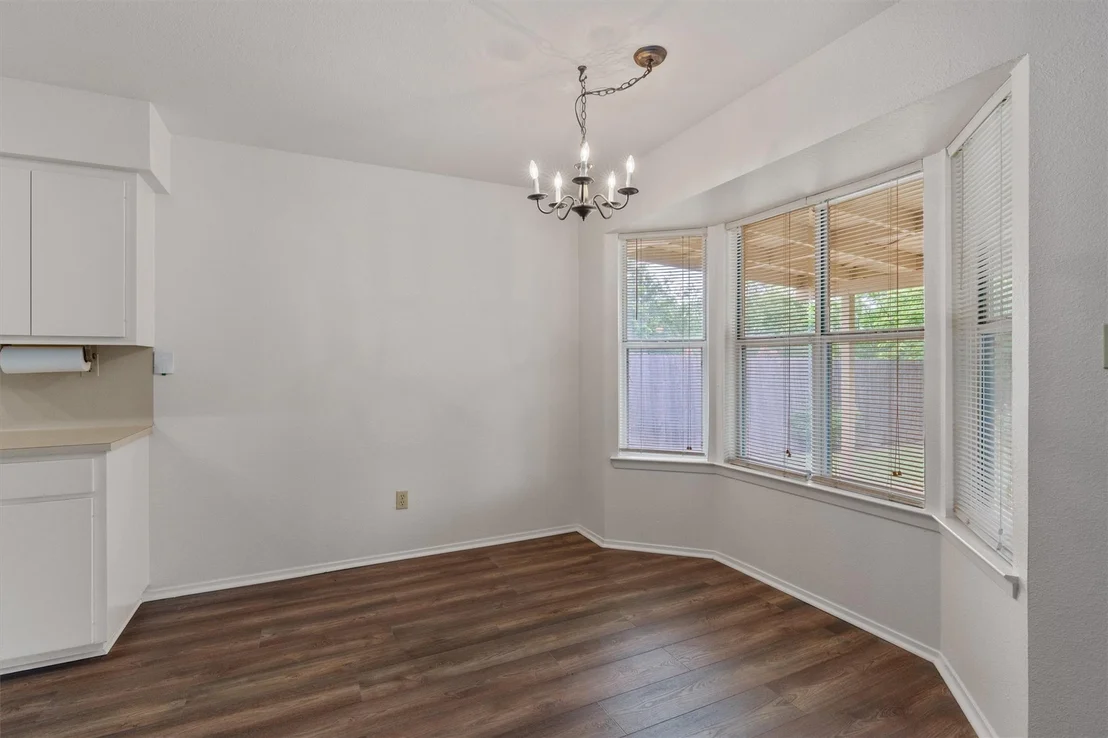 Photo of 716 Northern TRL