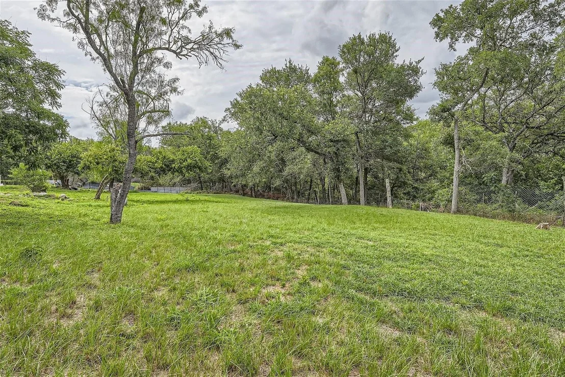 Photo of 23301 Alicia DR
