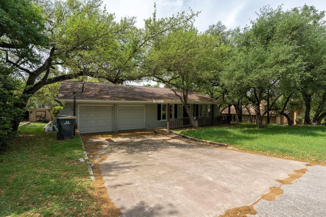 Photo of 8111 Texas Plume RD