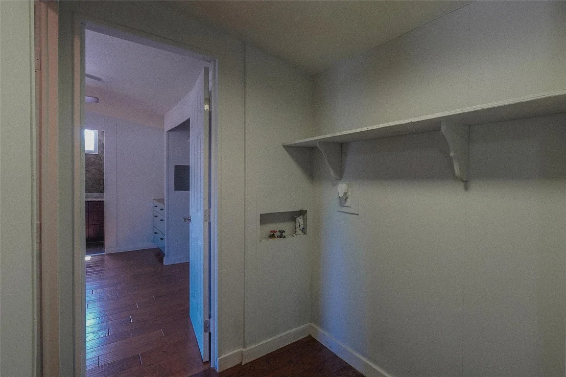 Photo of 155 5th ST