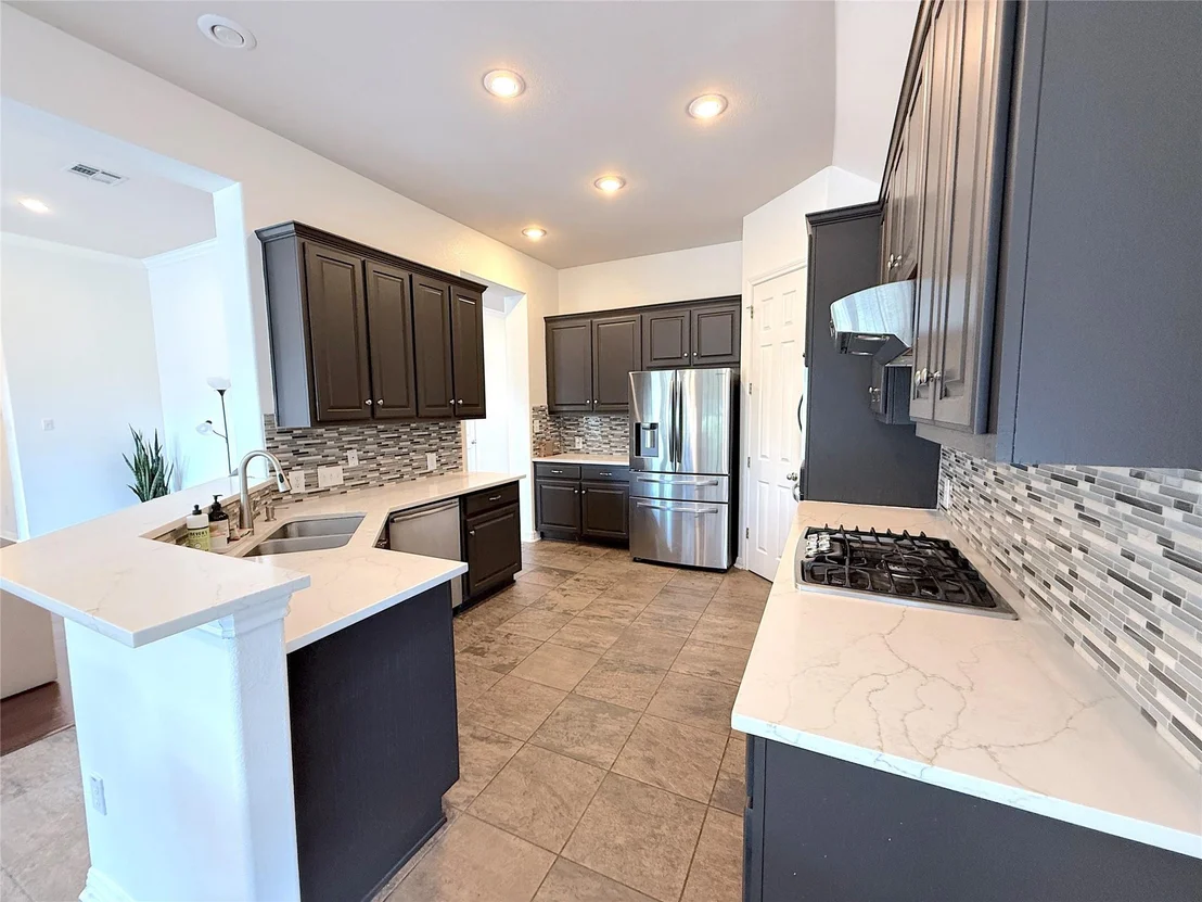 Photo of 14936 Thatcher DR