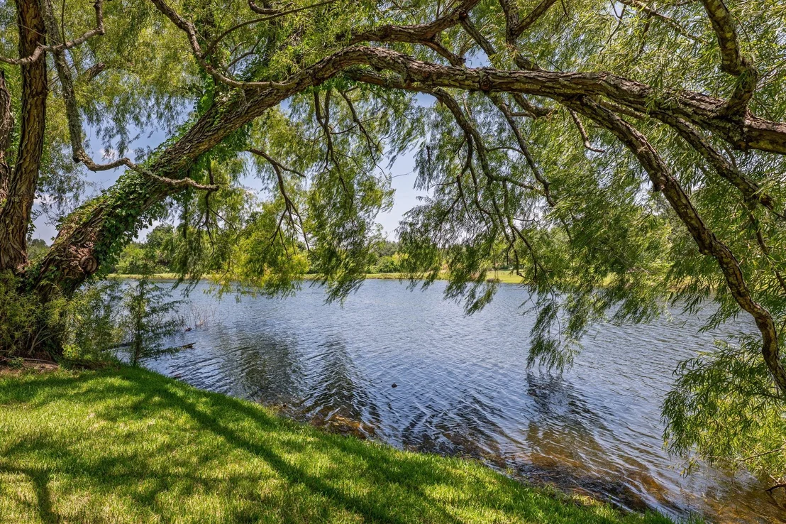 Photo of 270 Mallet CT
