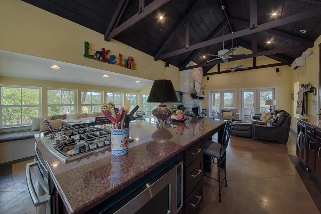 Photo of 348 Chimney Cove DR