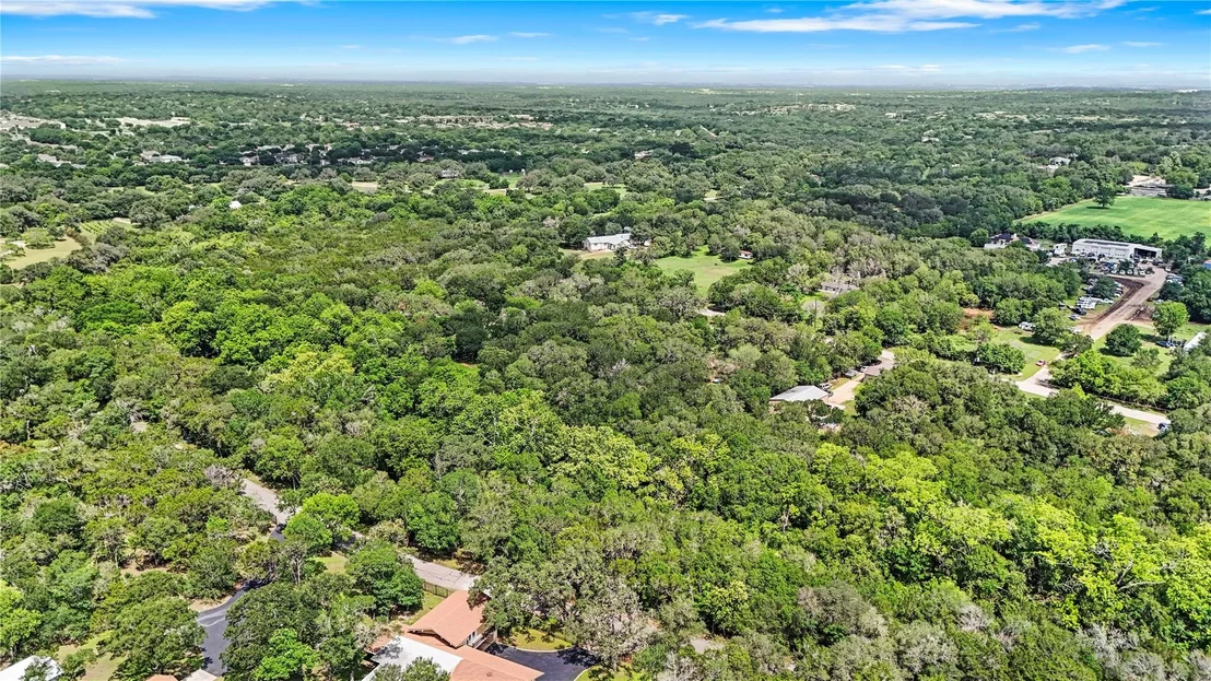 Photo of 730 River Oaks DR