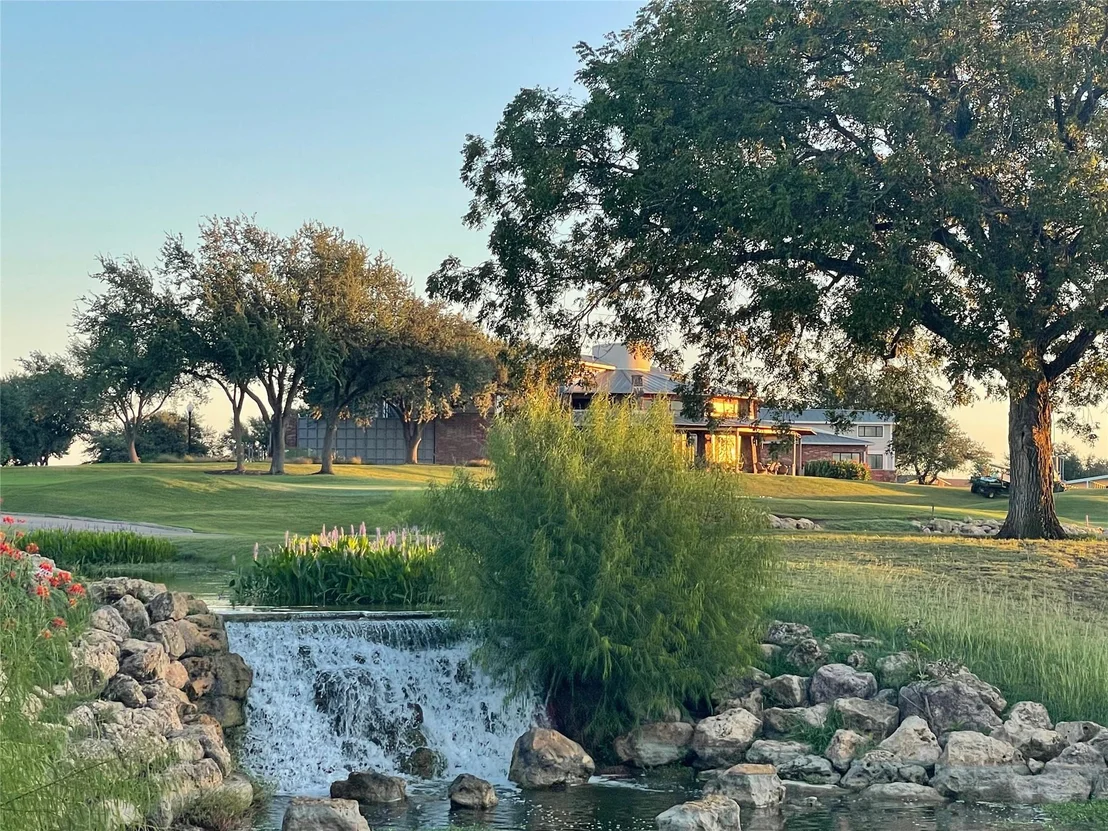 Photo of 332 Hidden Brook LN