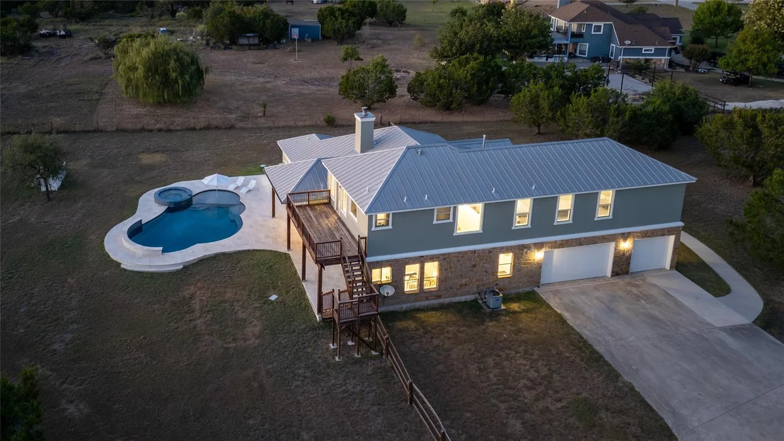 Photo of 724 Chama TRCE