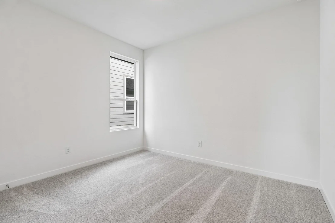 Photo of 300 Romans RD
