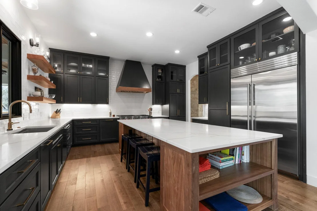 Photo of 551 Pemberton WAY