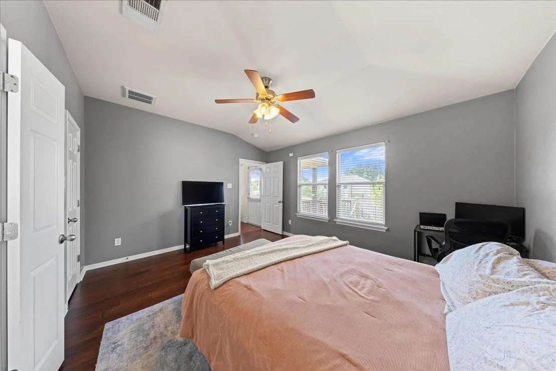 Photo of 747 Reliance DR