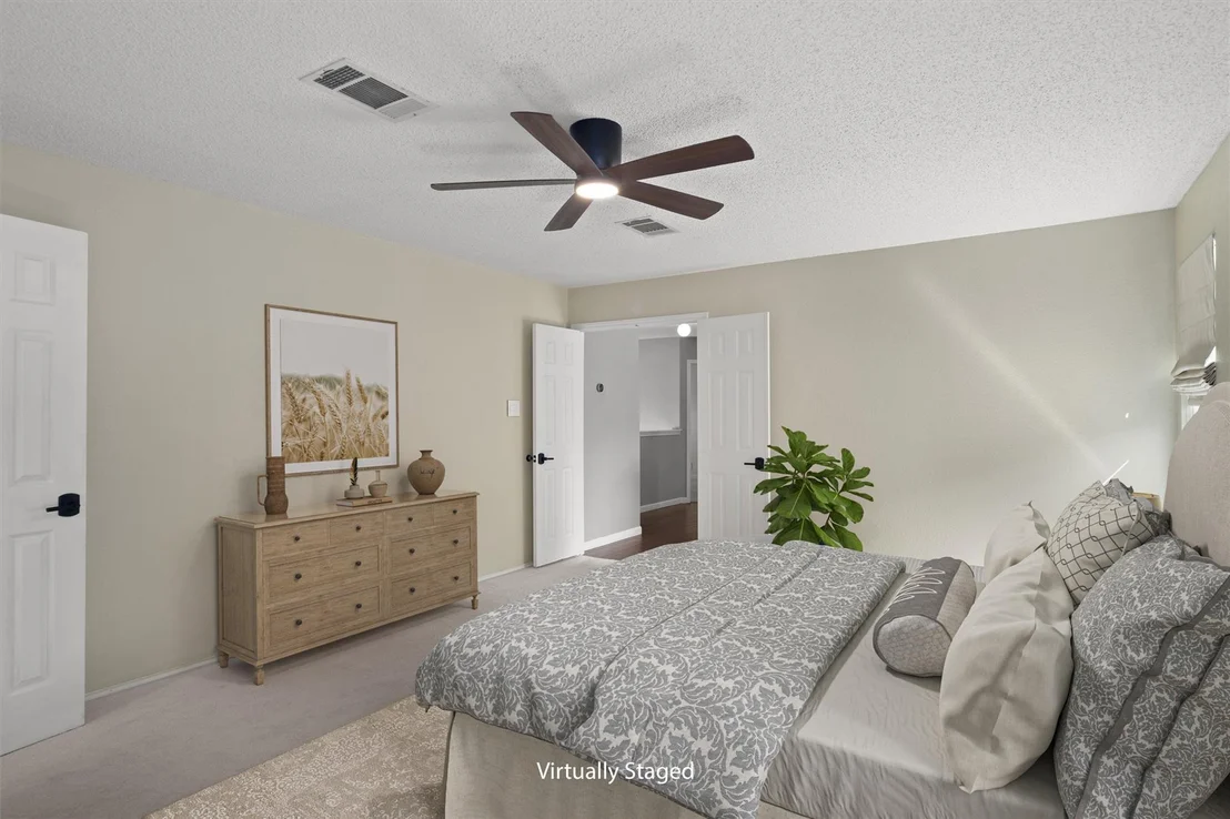 Photo of 1009 Pioneer Bend DR