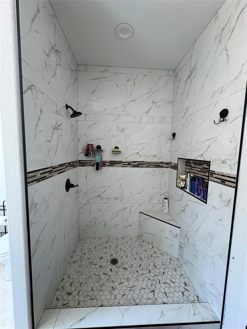 Photo of 668 Fairview DR