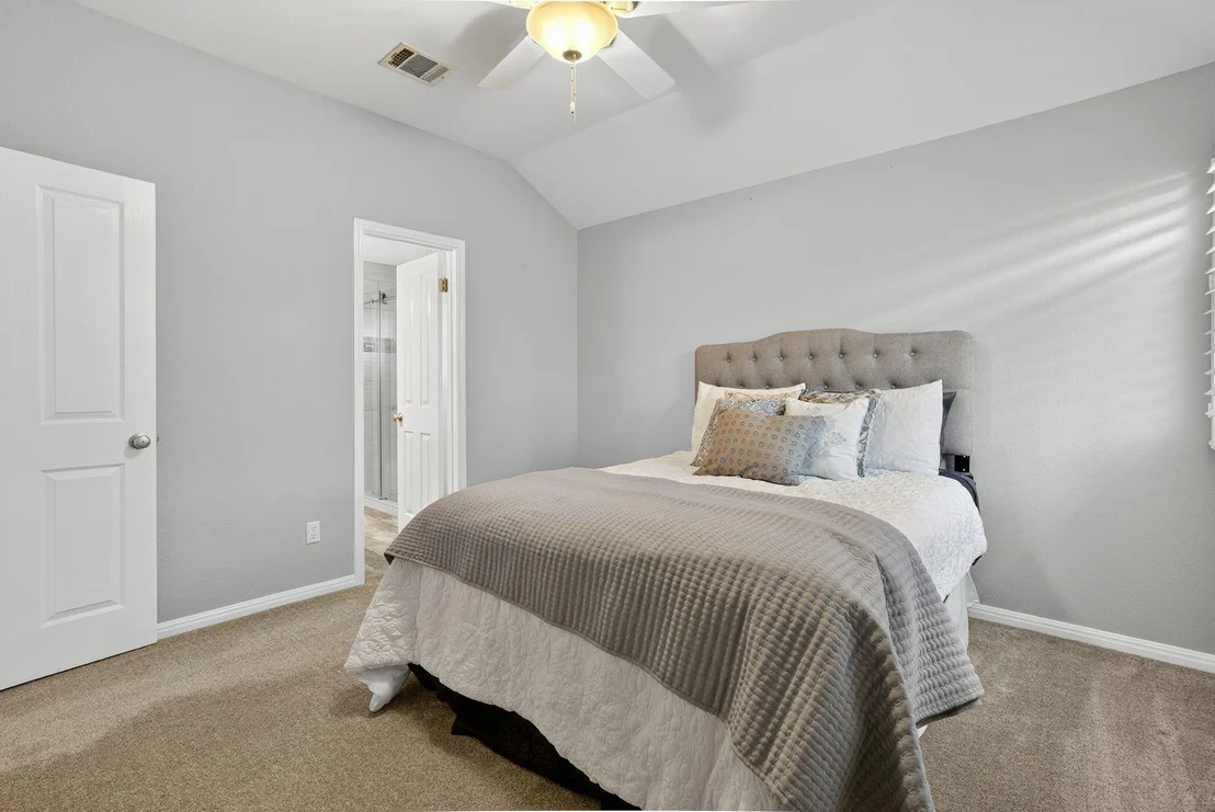 Photo of 9400 Graceland TRL