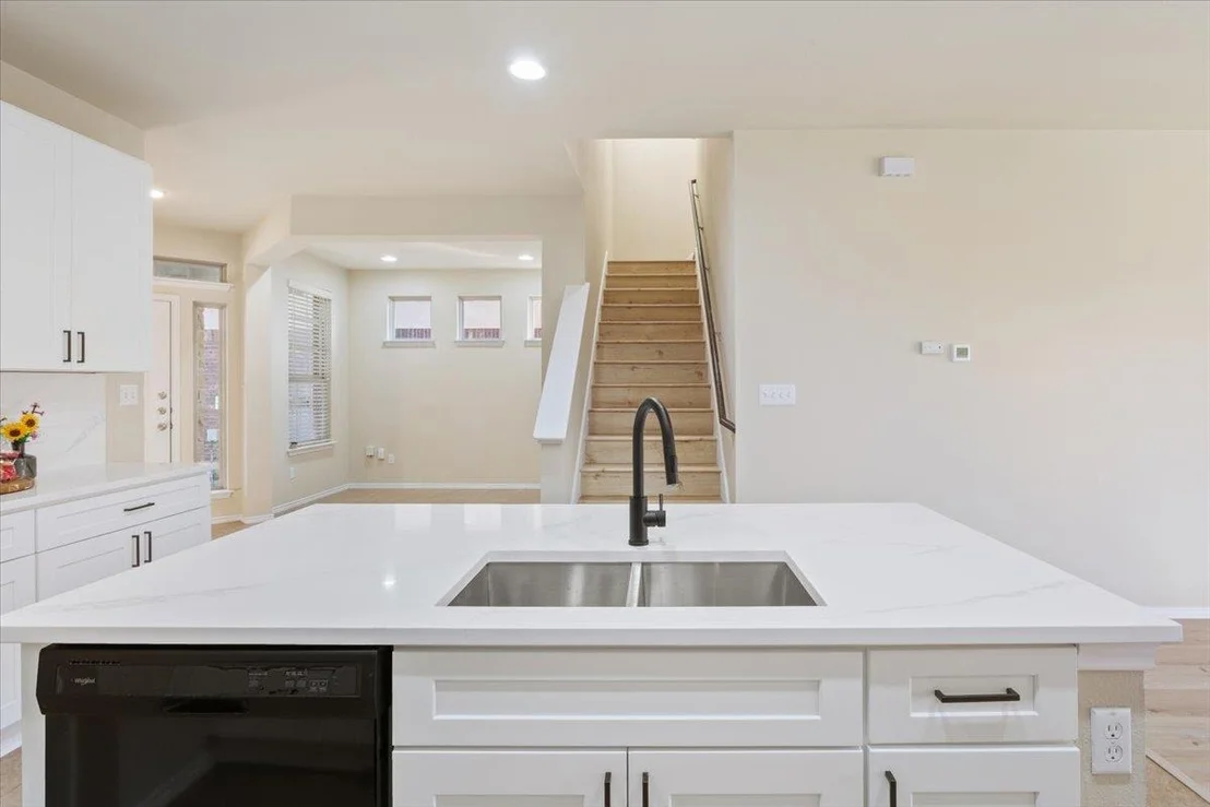 Photo of 1024 Chad LOOP