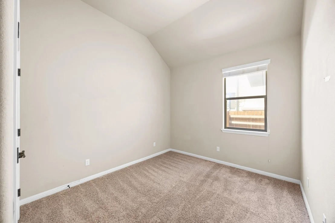 Photo of 14308 SENIA BND