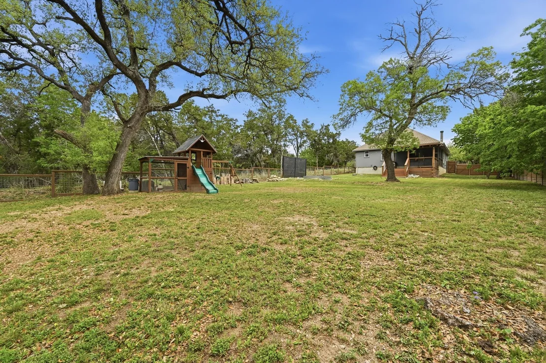 Photo of 820 Panorama DR