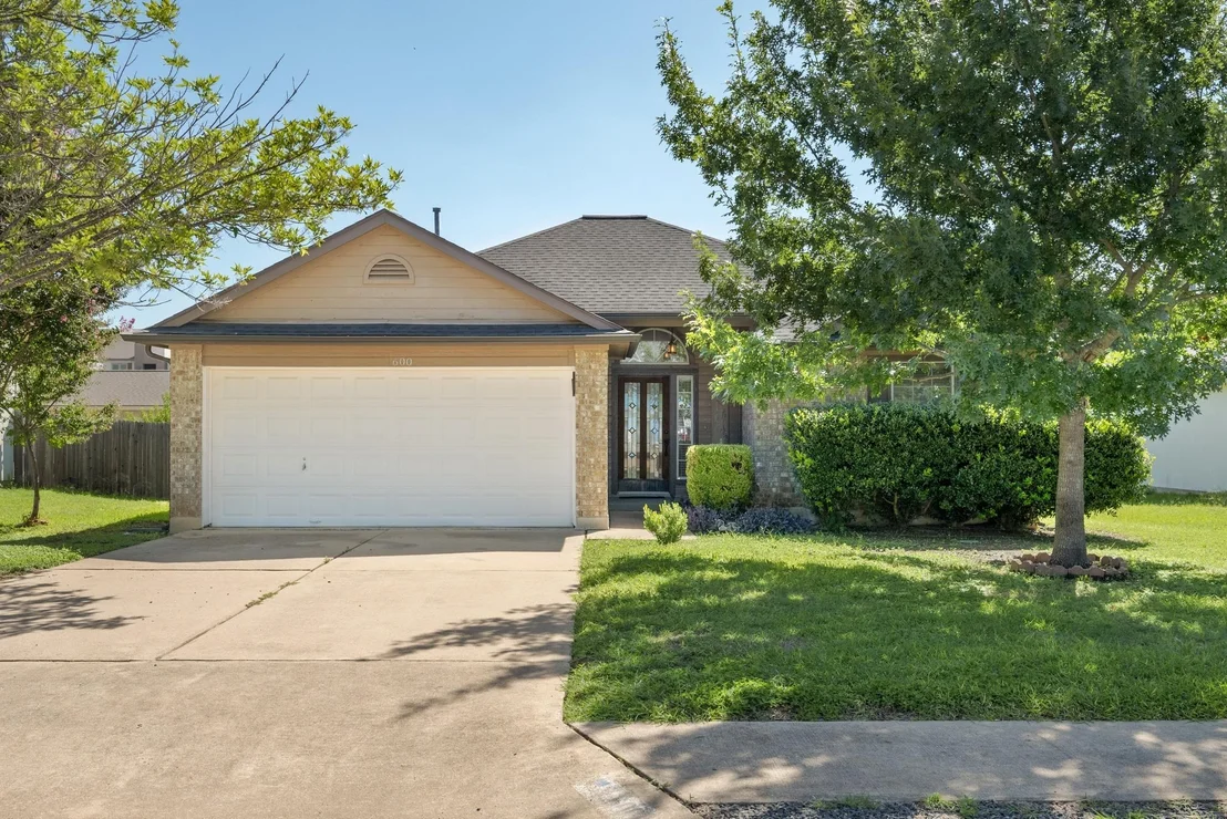 Photo of 600 Sparkling Brook LN