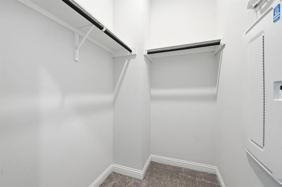 Photo of 7910 Lennon DR