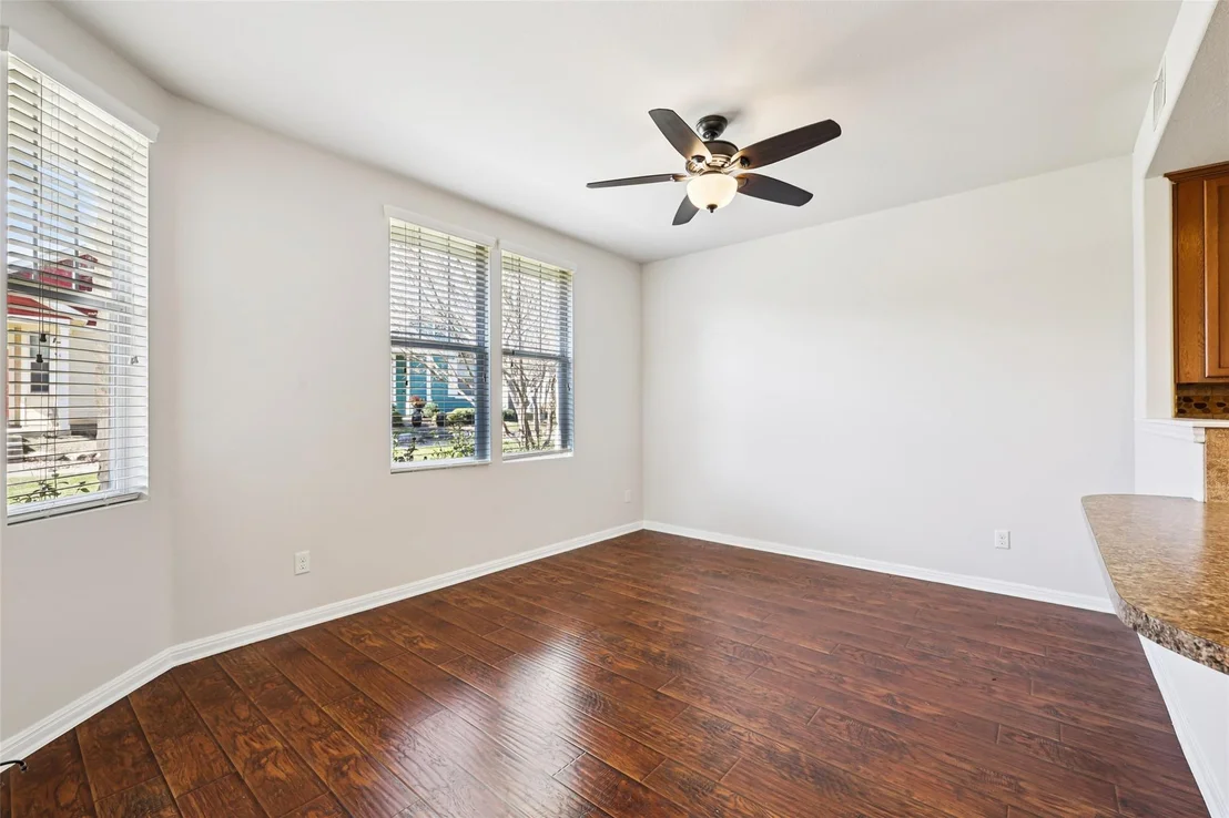 Photo of 1524 Sanders