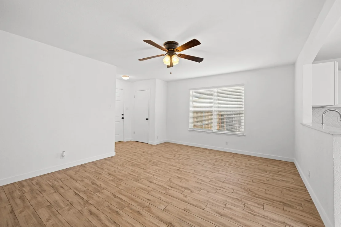 Photo of 105 Stanford DR