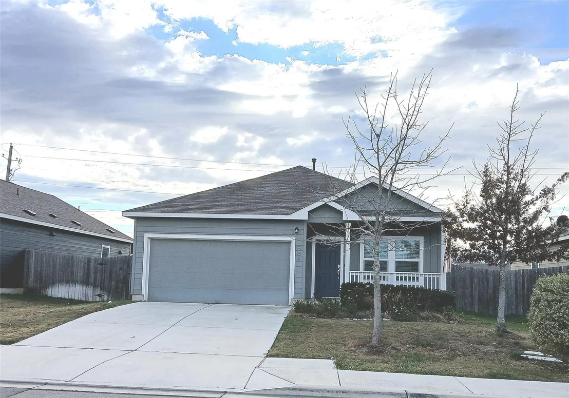 Photo of 504 Gabriels Bluff DR