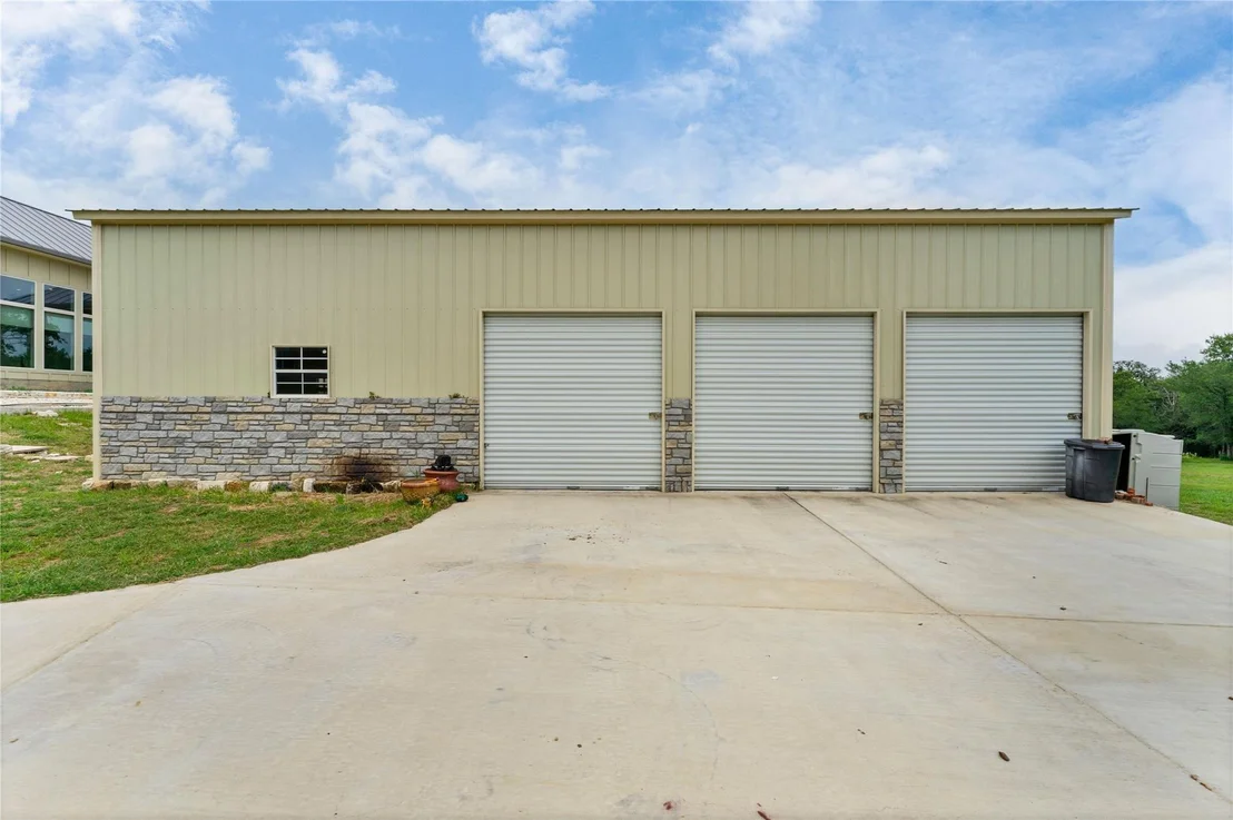 Photo of 145 Pavilion DR