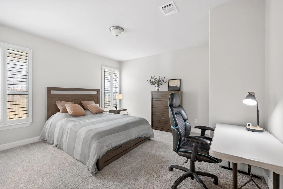 Photo of 4105 Haight ST