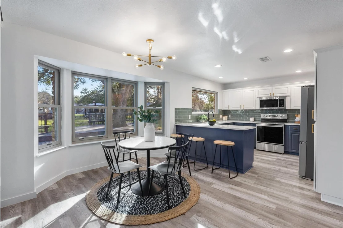 Photo of 1701 Deep Wood DR