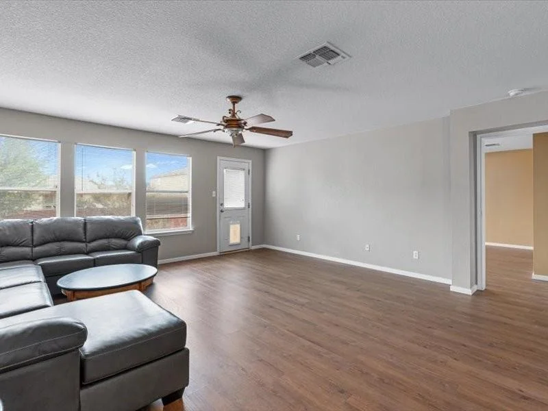 Photo of 204 Herrera TRL