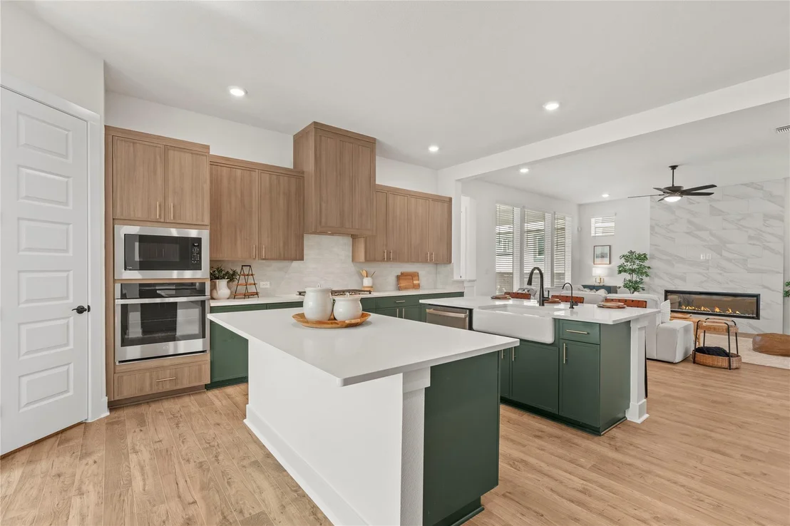 Photo of 2116 Tobiano TRCE