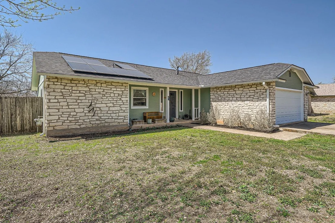Photo of 2102 Meadow Brook DR