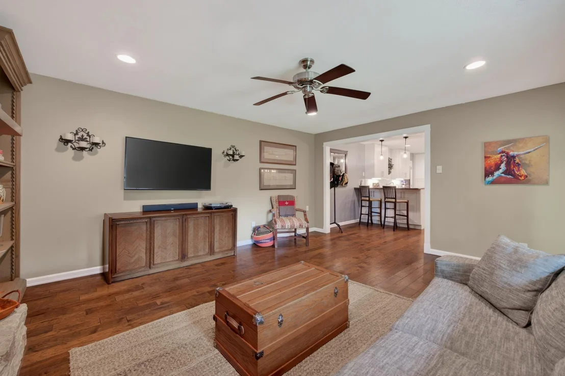 Photo of 1103 Chesapeake DR