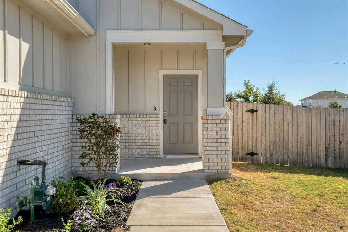 Photo of 12101 CORSICANA TRL